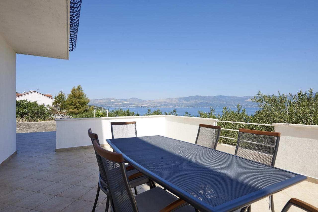 Apartments By The Sea Slatine, Ciovo - 15504 Exterior photo