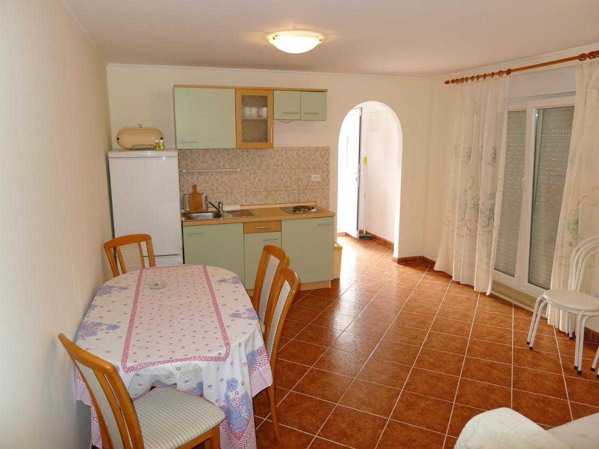 Apartments By The Sea Slatine, Ciovo - 15504 Exterior photo