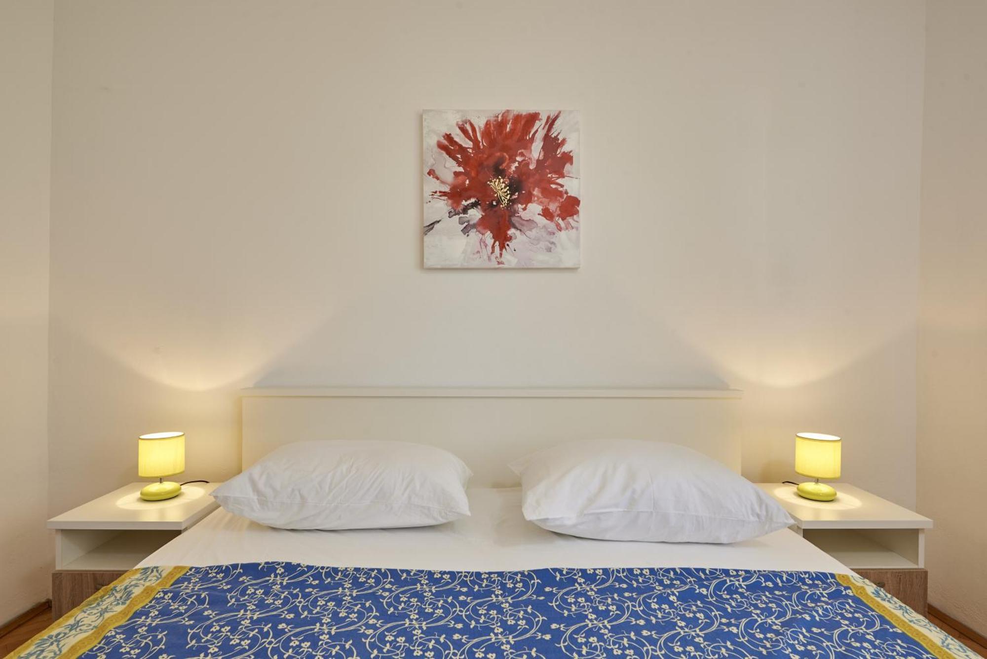 Apartments By The Sea Slatine, Ciovo - 15504 Room photo